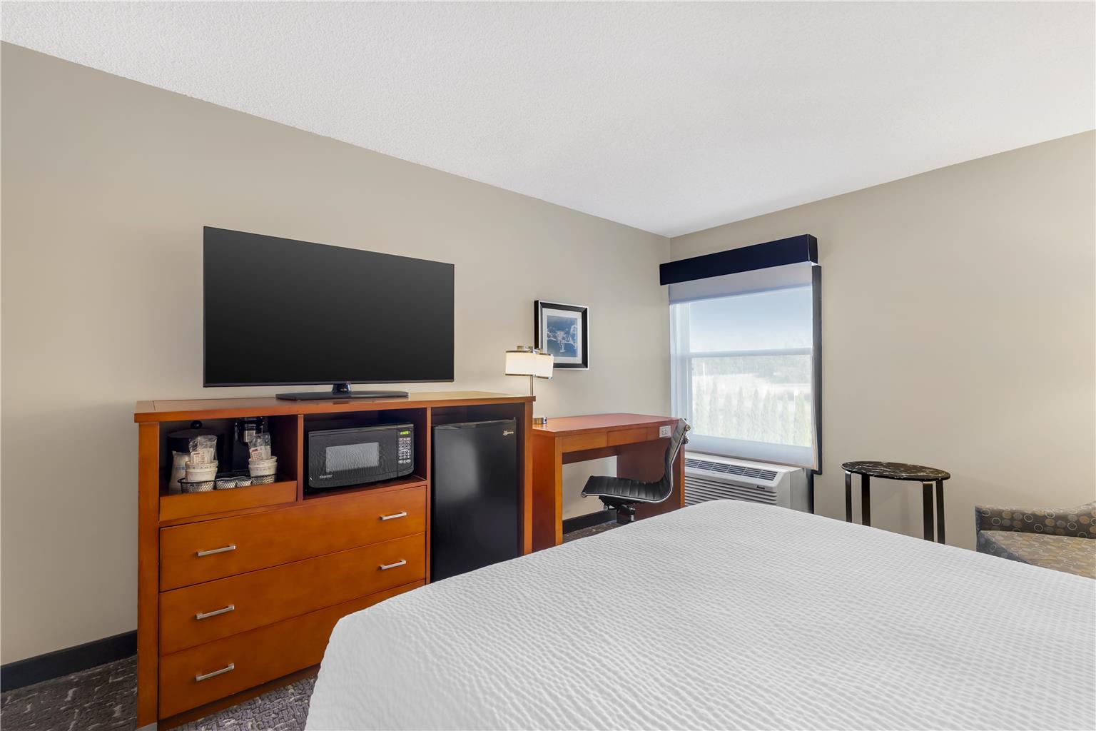 Best Western Plus Bellingham Image