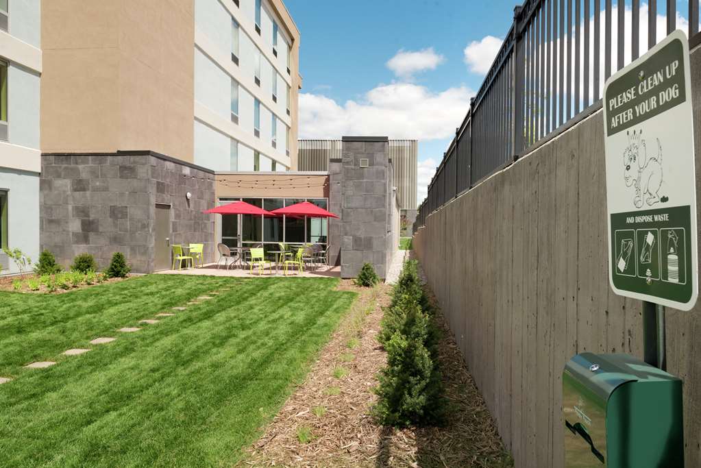 Home2 Suites by Hilton Roseville Minneapolis, 2020 Iona Ln W, Saint