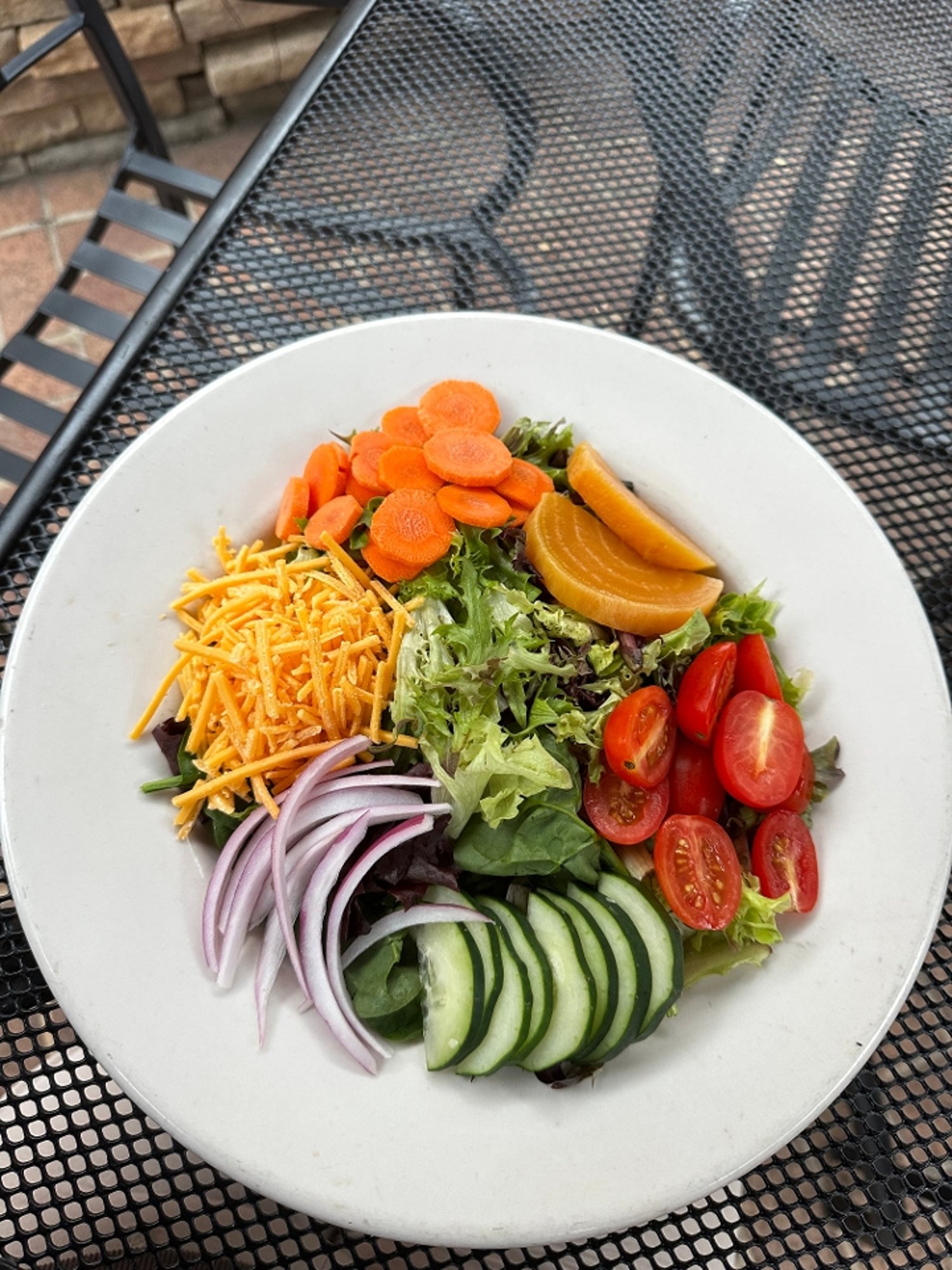 *Thunderbird Large Salad*