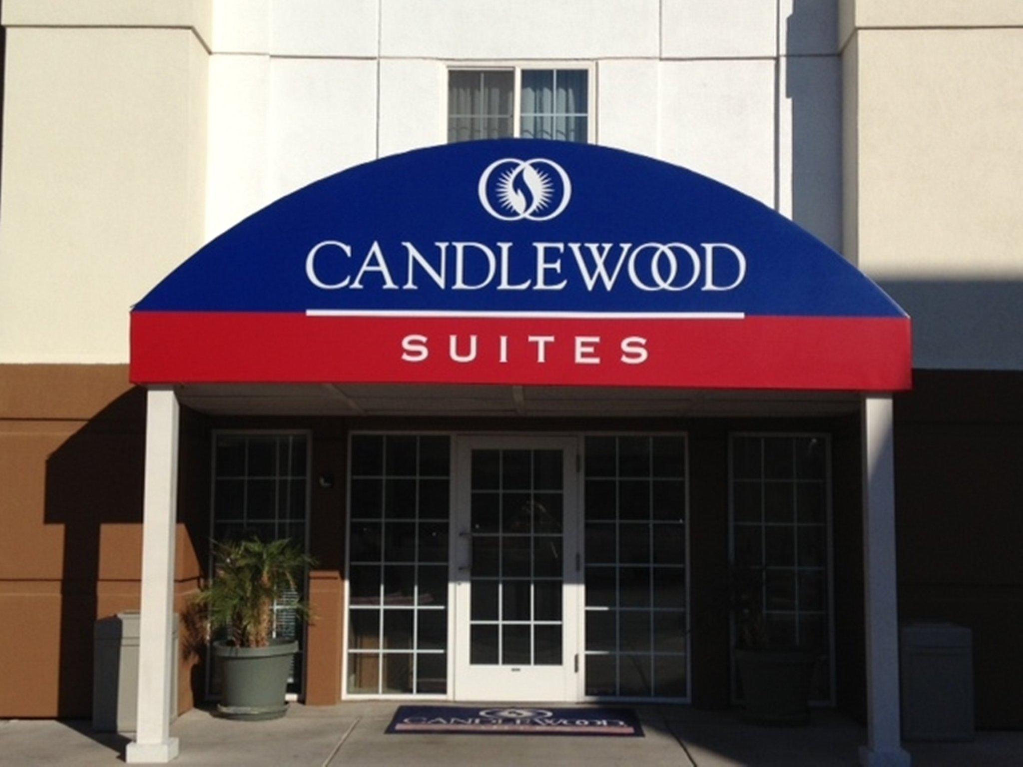 Candlewood Suites Phoenix Photo