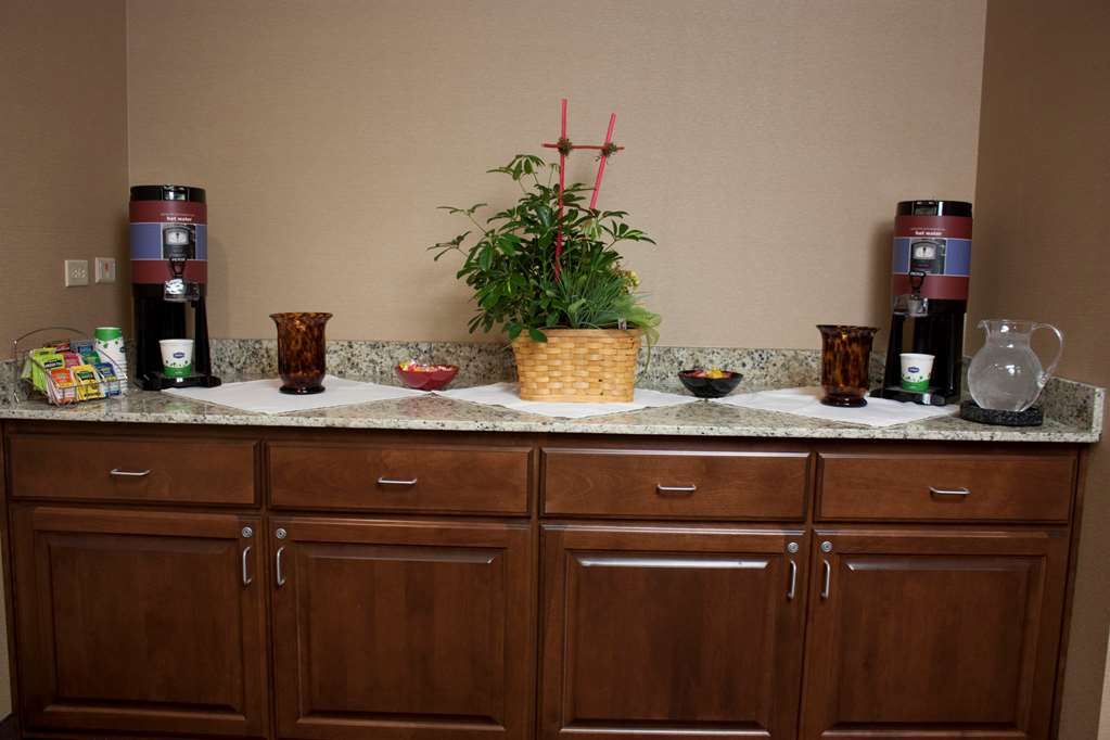 Hampton Inn Burlington Image