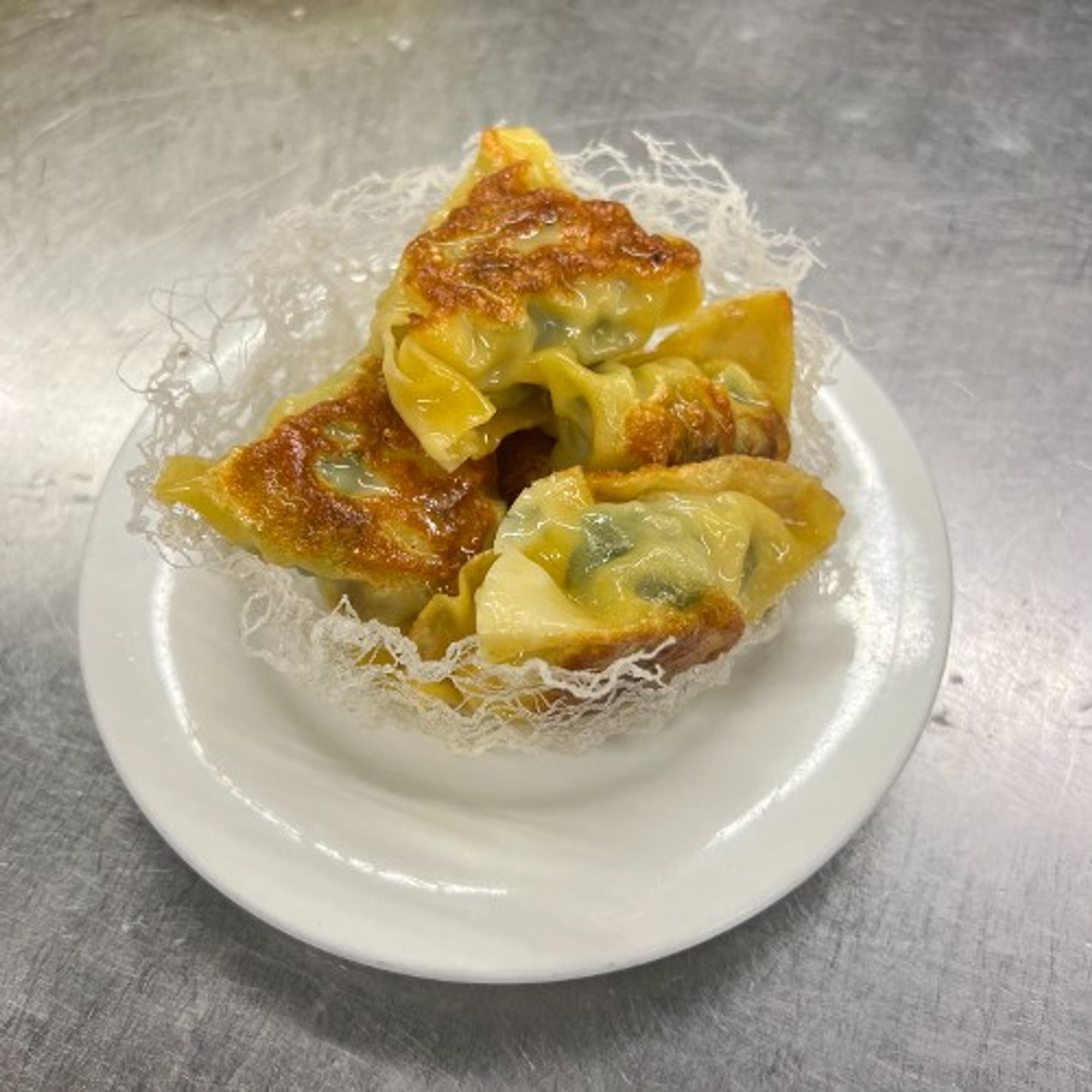 Pan Fried Chive Dumpling 香煎韭菜角