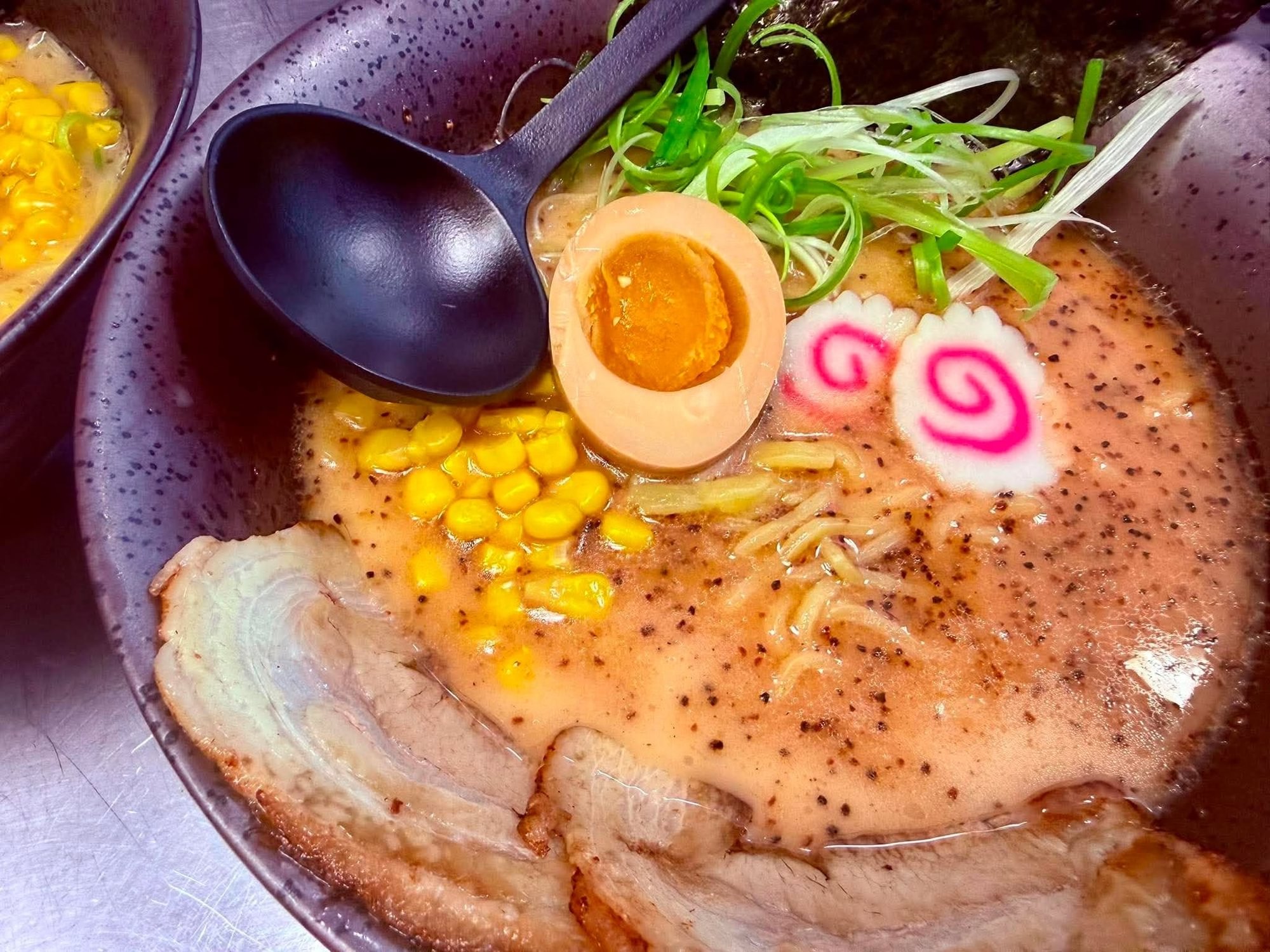 BLACK GARLIC RAMEN