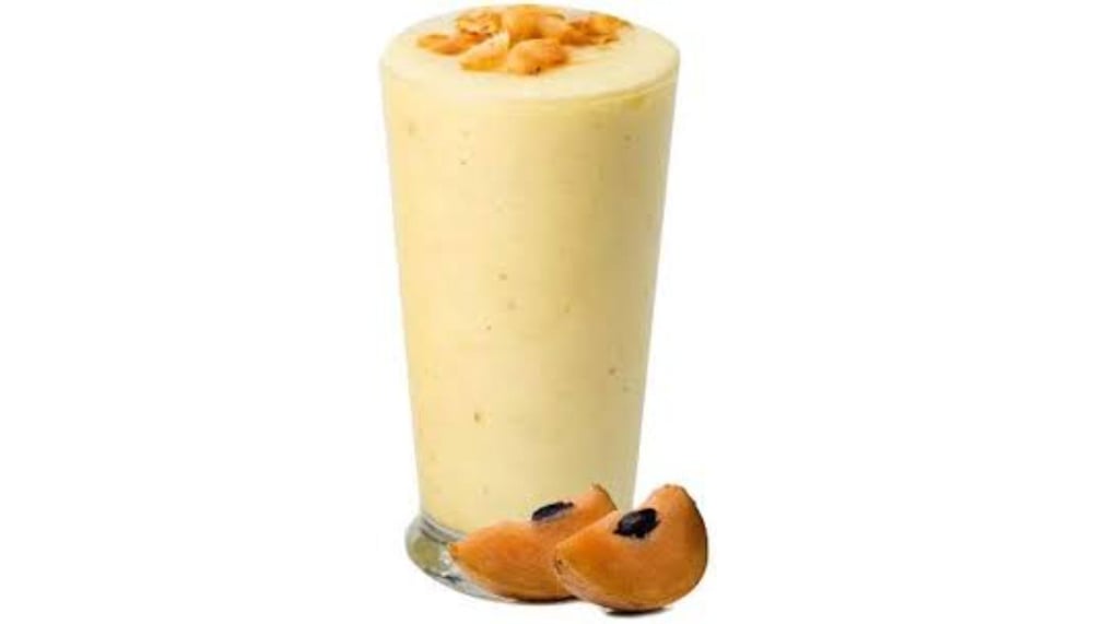 Chickoo Shake – Creamy Sapota Smoothie