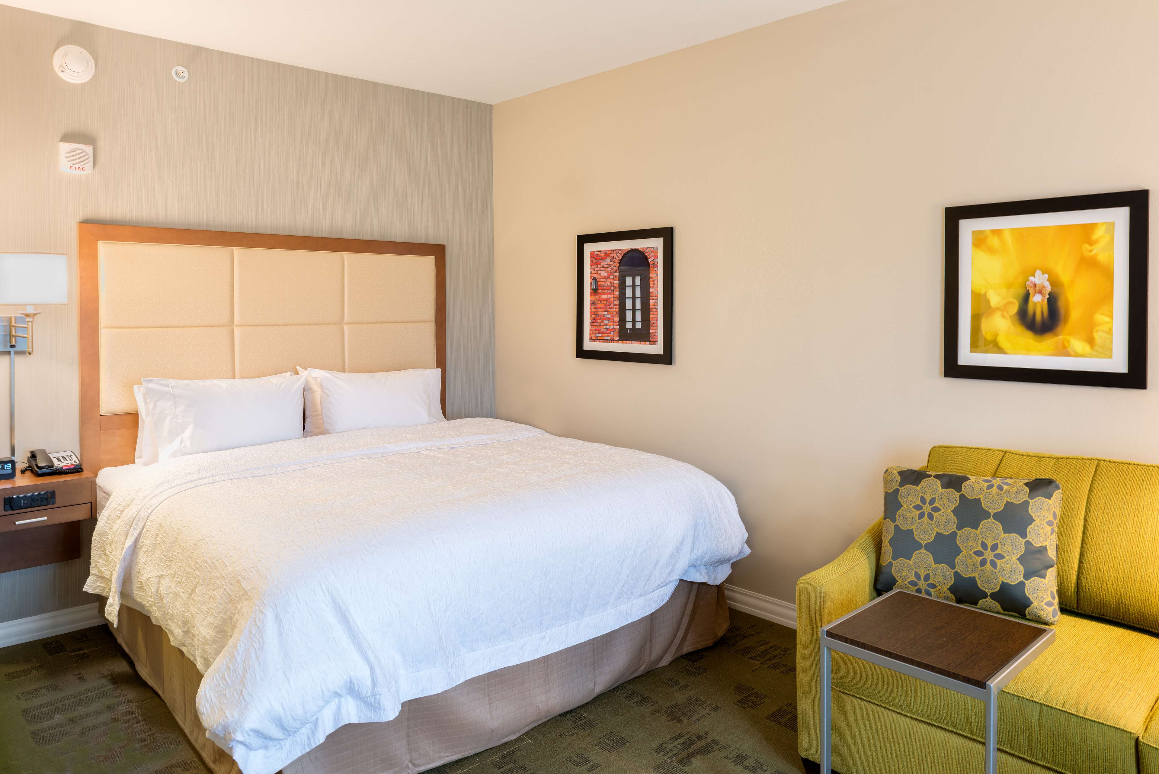 Guest room