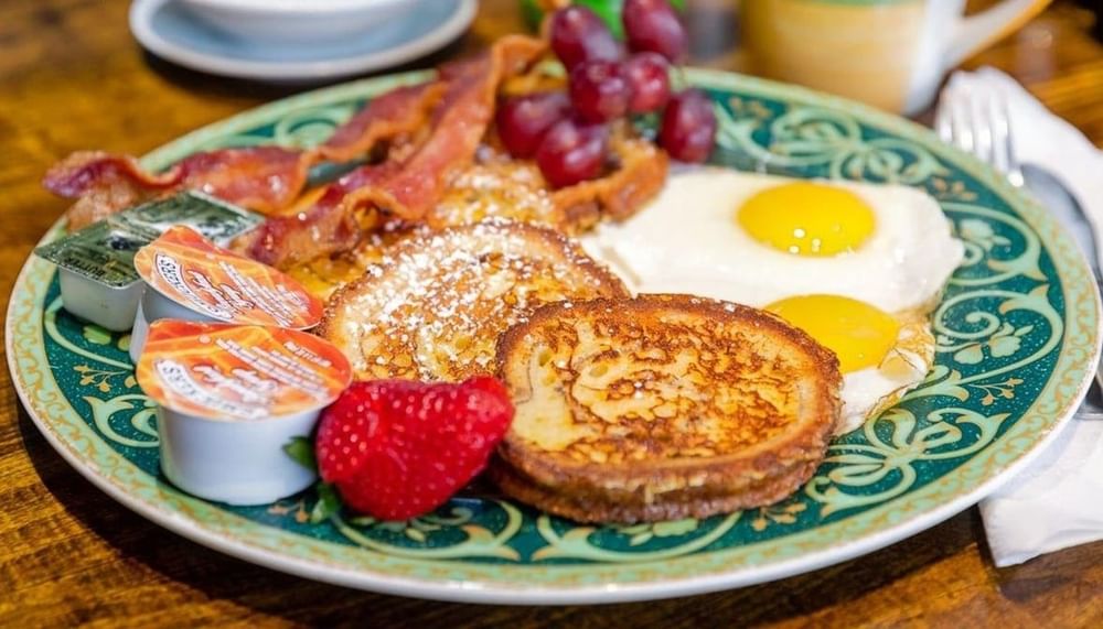 Homestyle Cinnamon French Toast Combo
