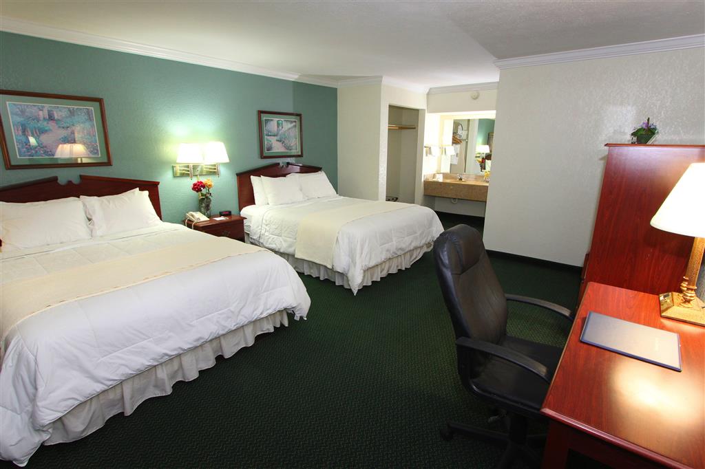 Best Western Plus Riverpark Inn & Conference Center Alpine Helen Image