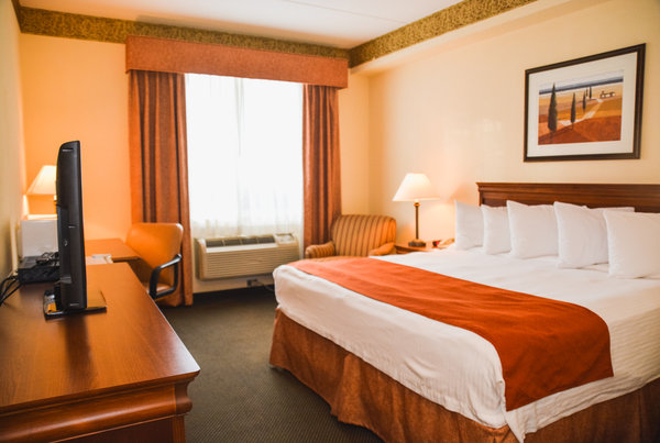 Images Country Inn & Suites by Radisson, London South, ON
