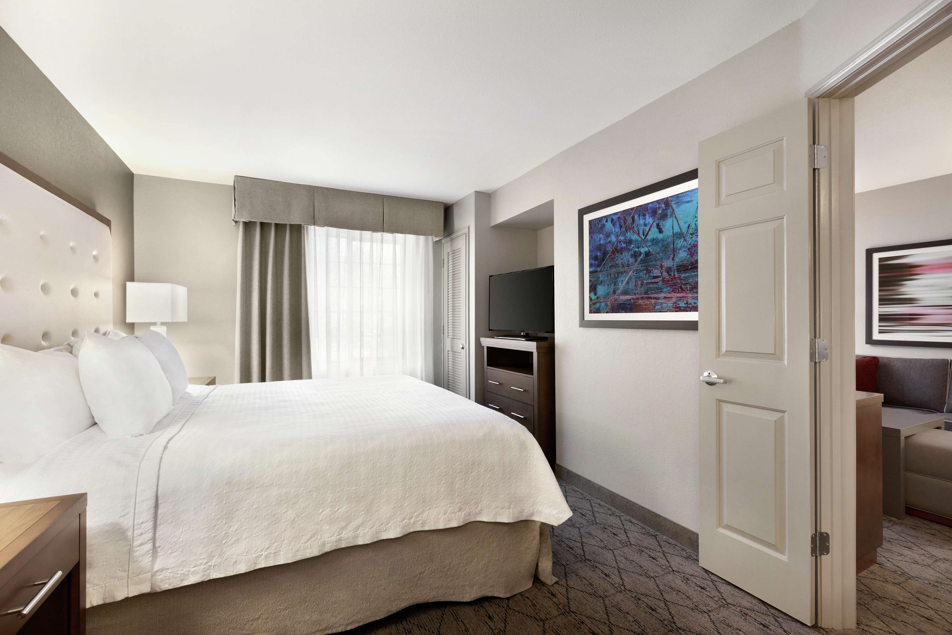 Homewood Suites by Hilton Portland Airport Photo