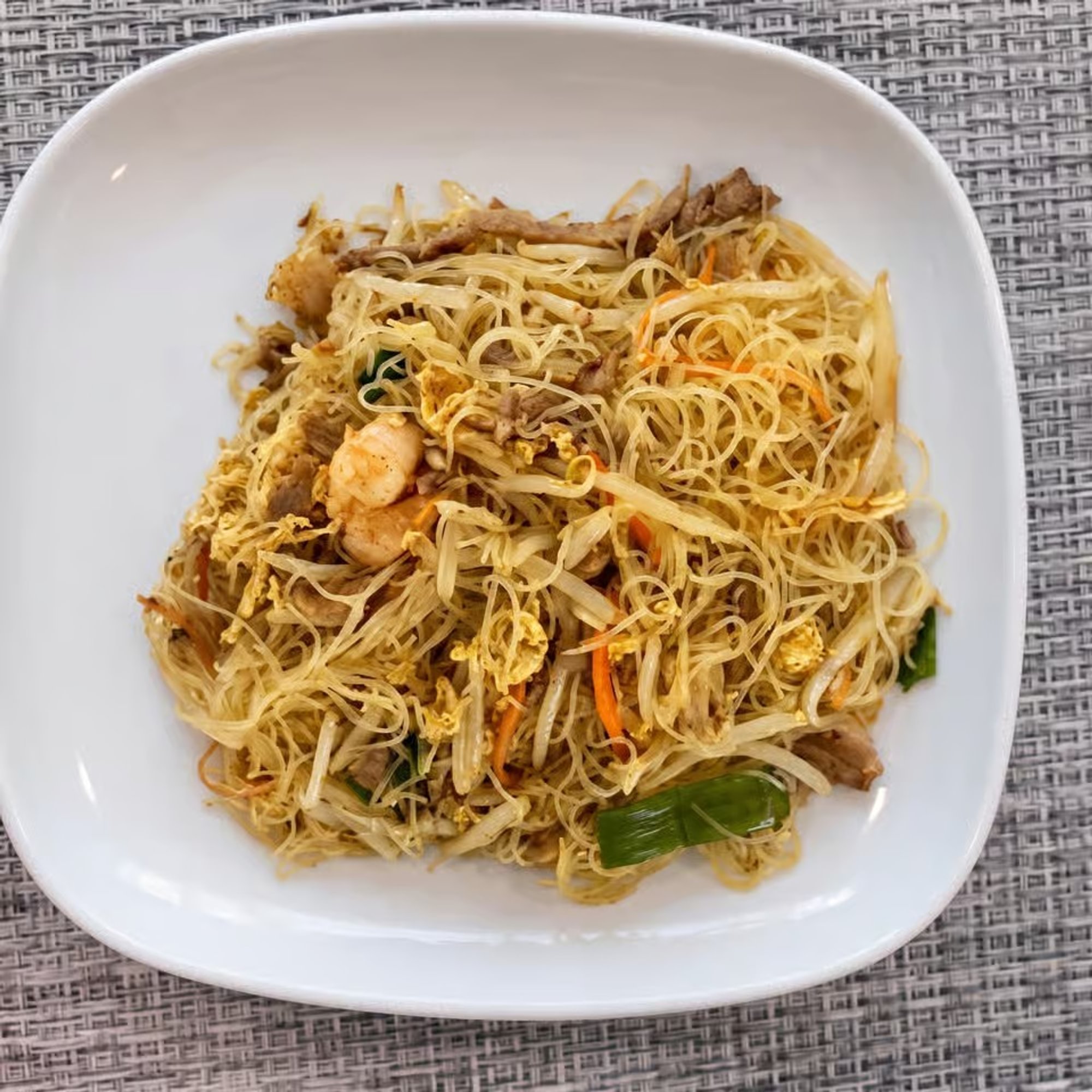 Stir Fried Rice Vermicelli Singapore Style / 星州炒米