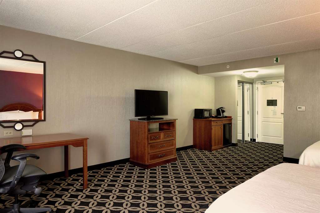Hilton Garden Inn Auburn Riverwatch Image