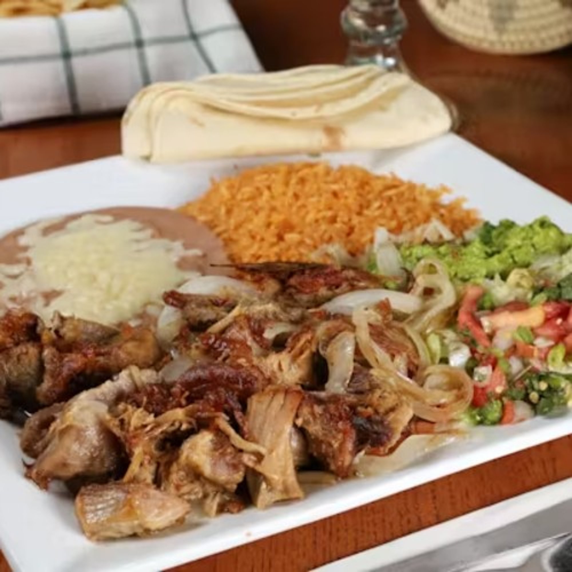 Carnitas Dinner