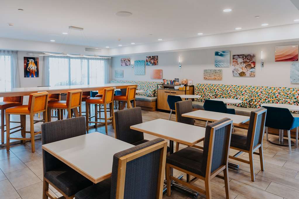 Hampton Inn Rehoboth Beach Image