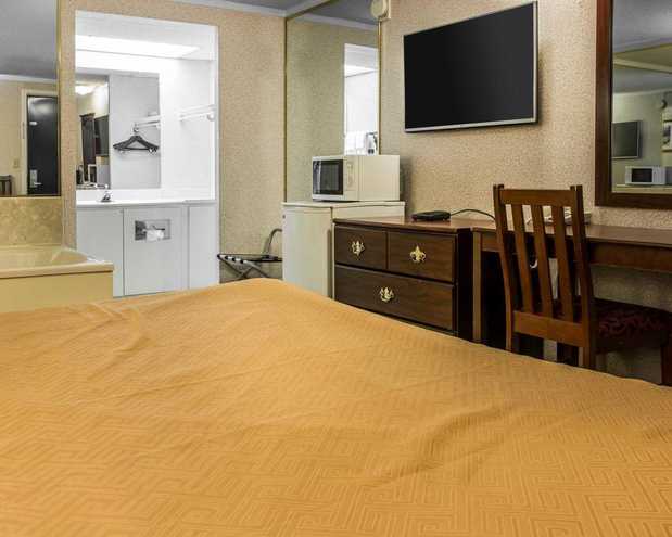 Images Rodeway Inn
