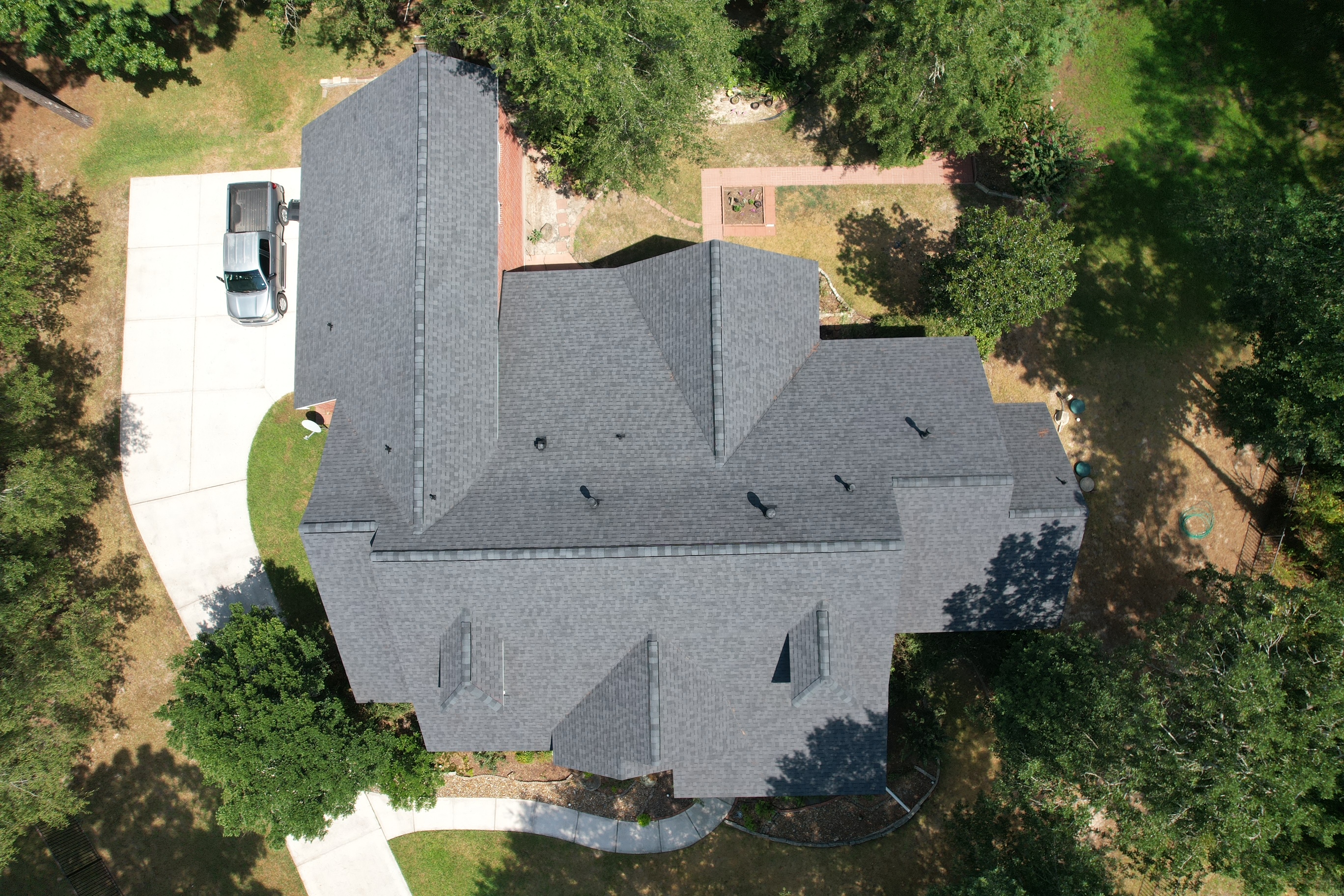 Hauk Roofing Image
