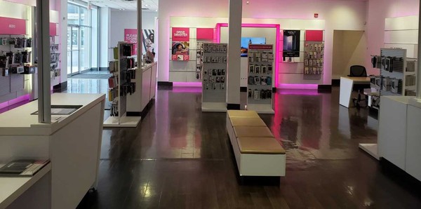 Cell Phones Plans And Accessories At T Mobile 3506 Capital City