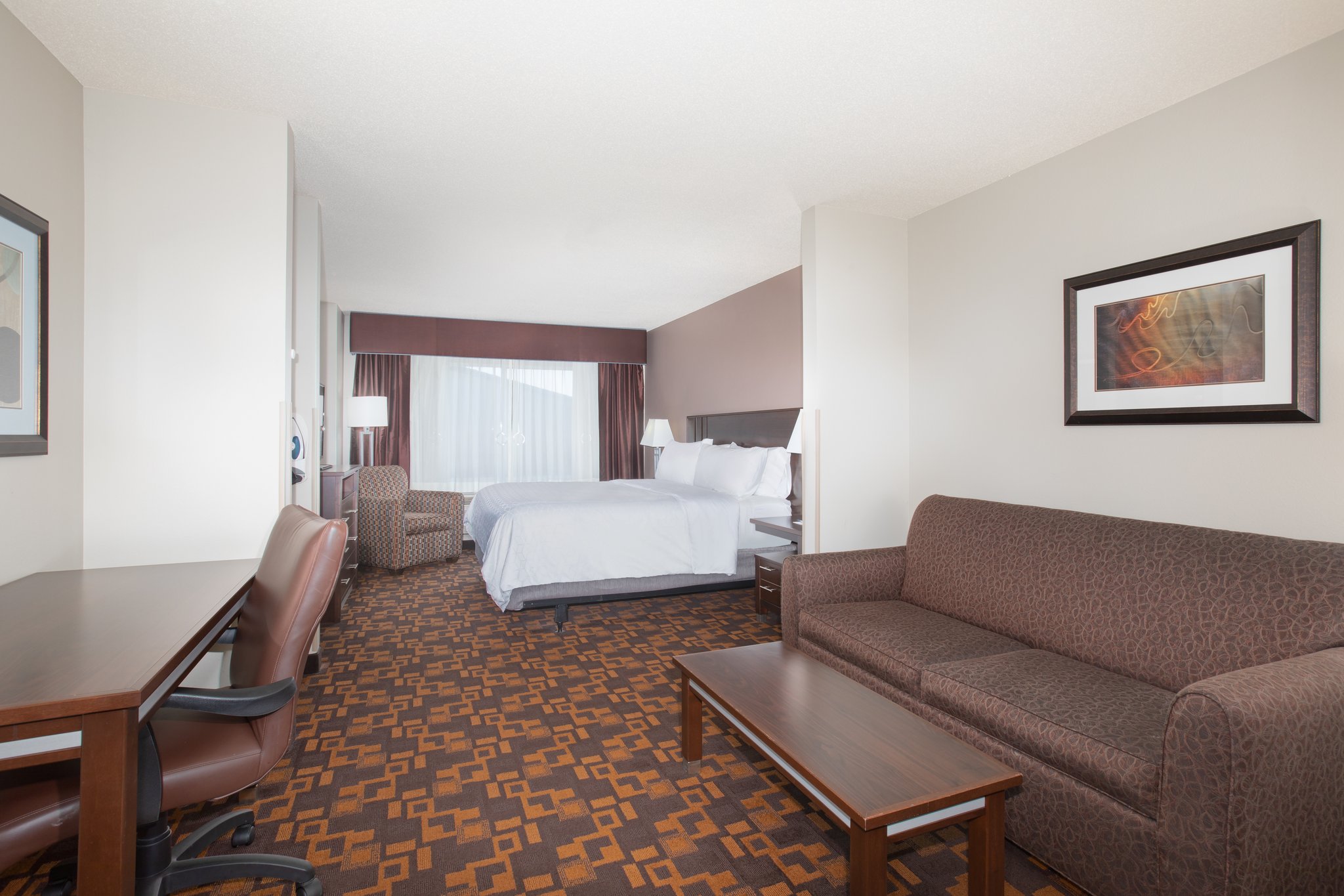 Holiday Inn Express & Suites Yankton by IHG Image