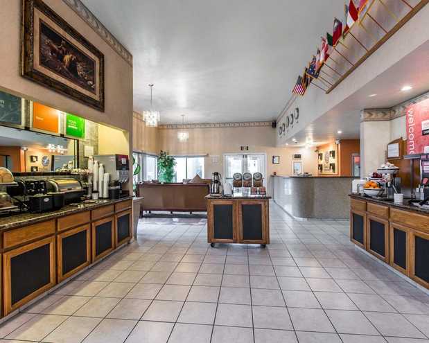 Images Comfort Inn & Suites Sequoia Kings Canyon