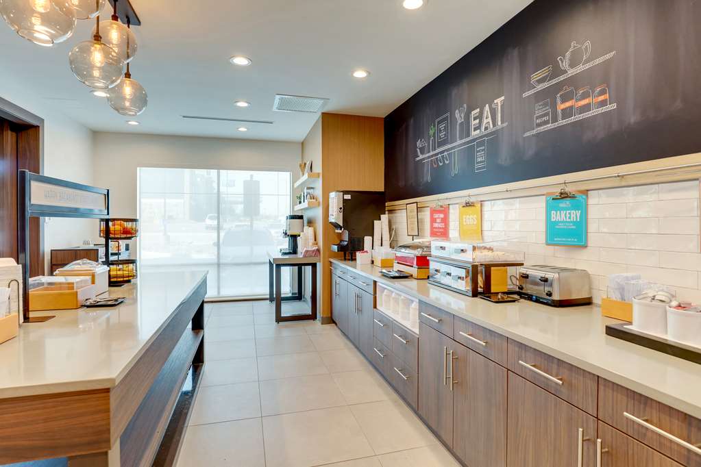 Hampton Inn & Suites Weatherford Image