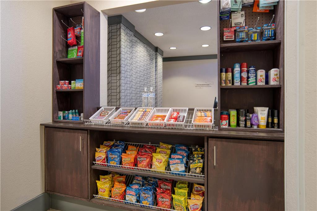 Best Western Plus Philadelphia-Choctaw Hotel and Suites Image