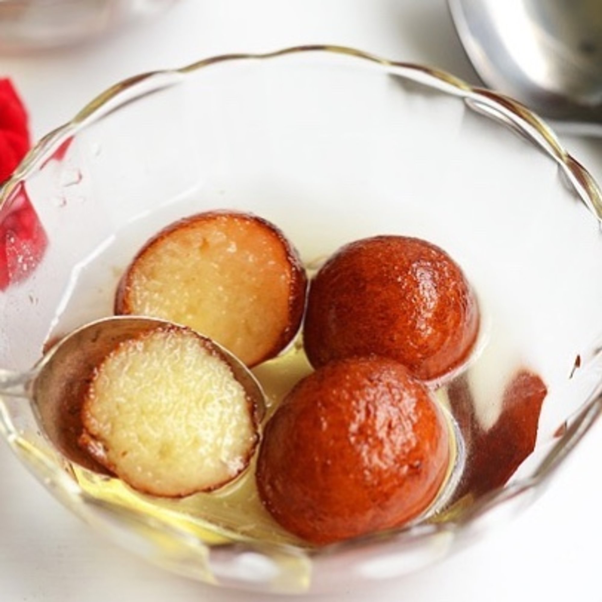 Gulab Jamun (3 pcs)