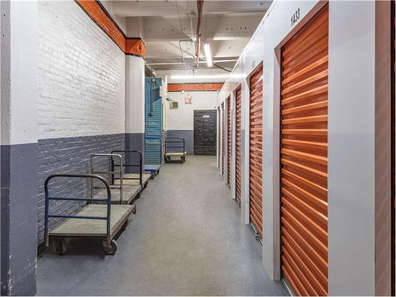 Images Extra Space Storage