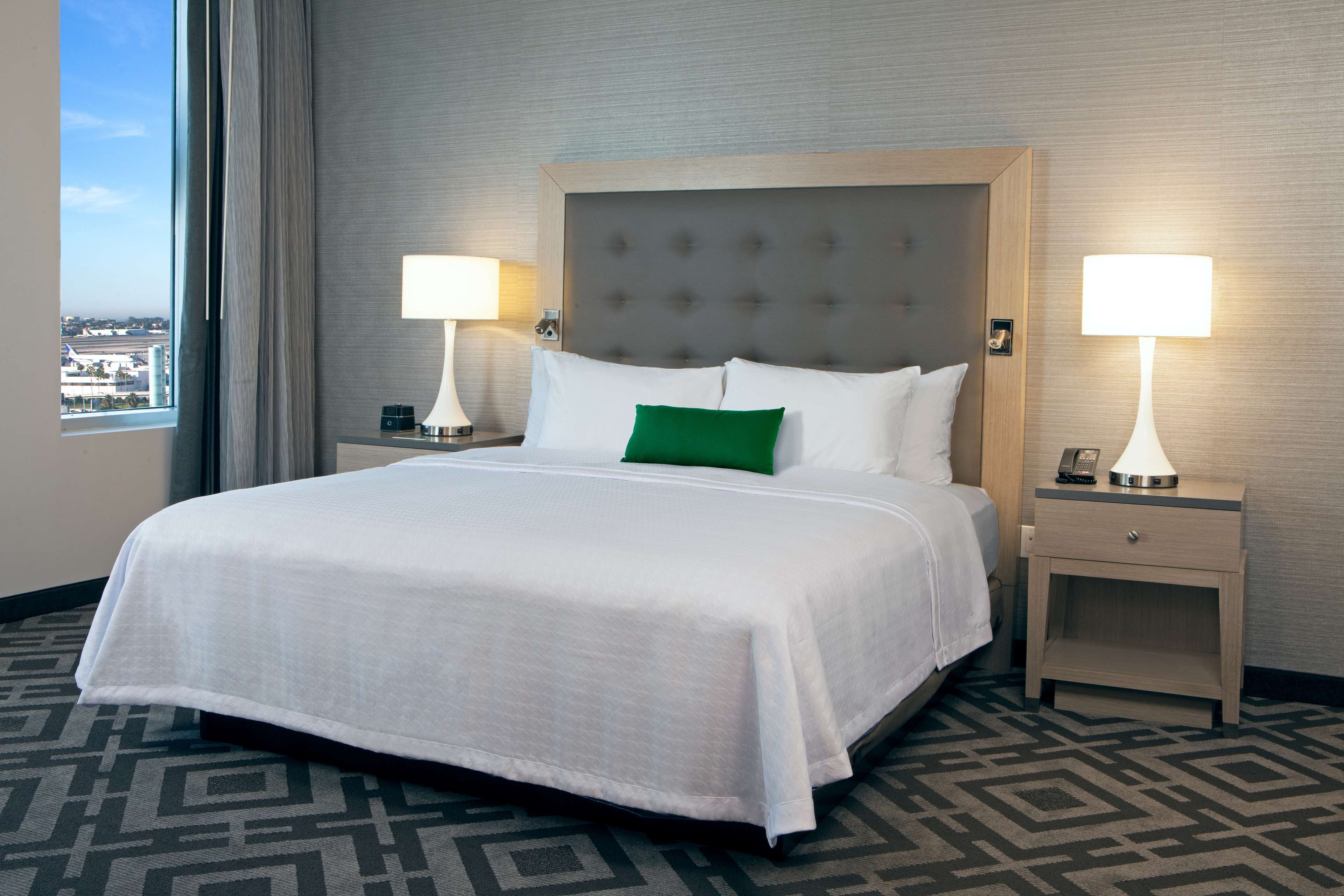 Guest room