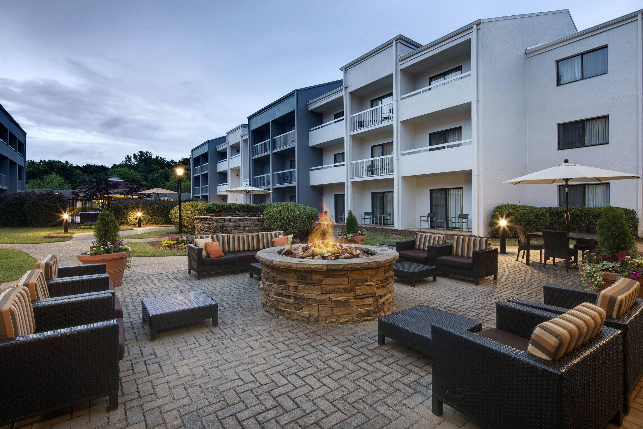 Courtyard by Marriott Atlanta Marietta/I-75 North Photo