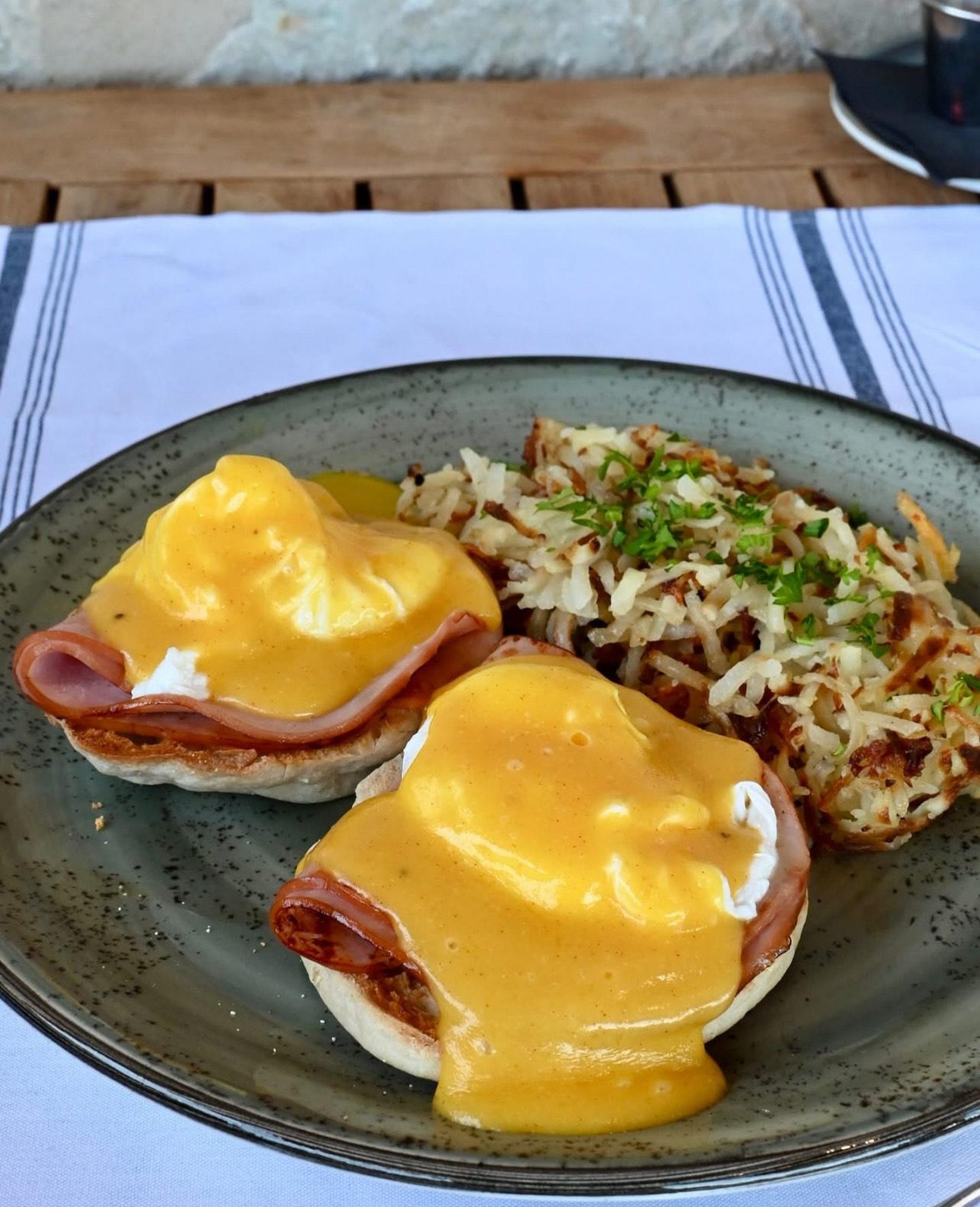 Classic Eggs Benedict