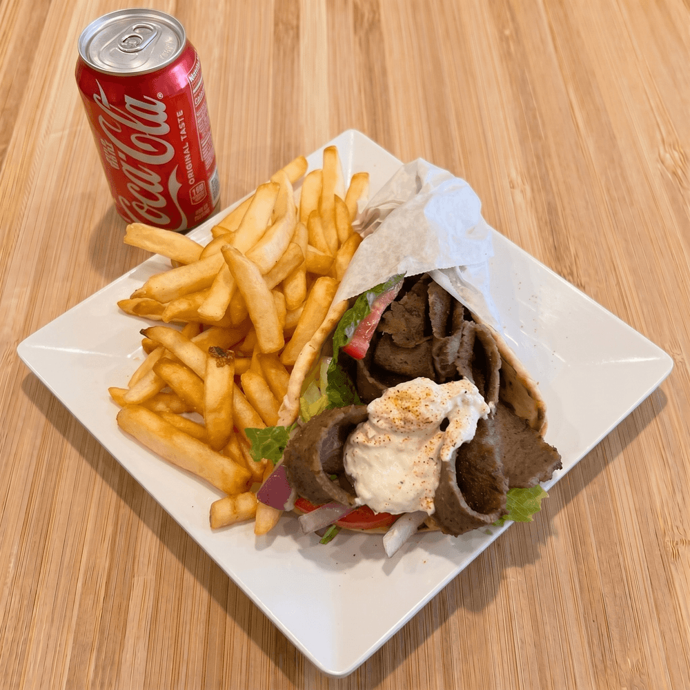 Lunch Classic Pita + 1 side