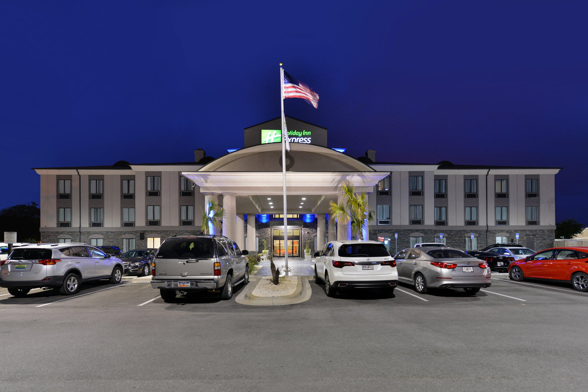 Holiday Inn Express & Suites Ft. Walton Beach - Hurlburt Area Photo