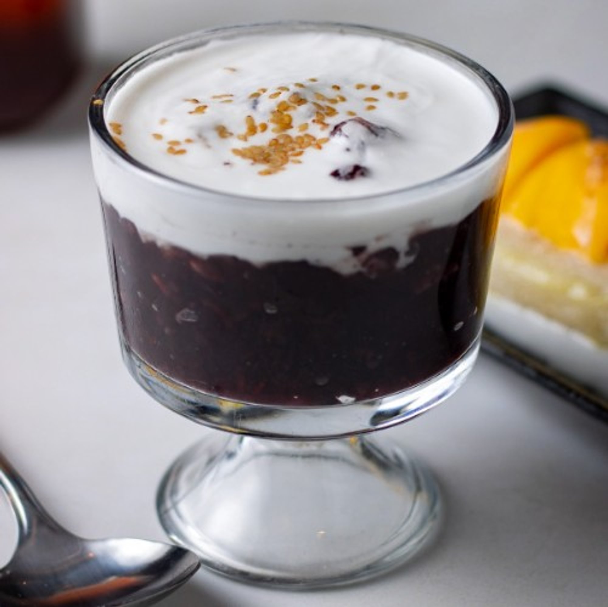 BLACK STICKY RICE PUDDING WITH TARO