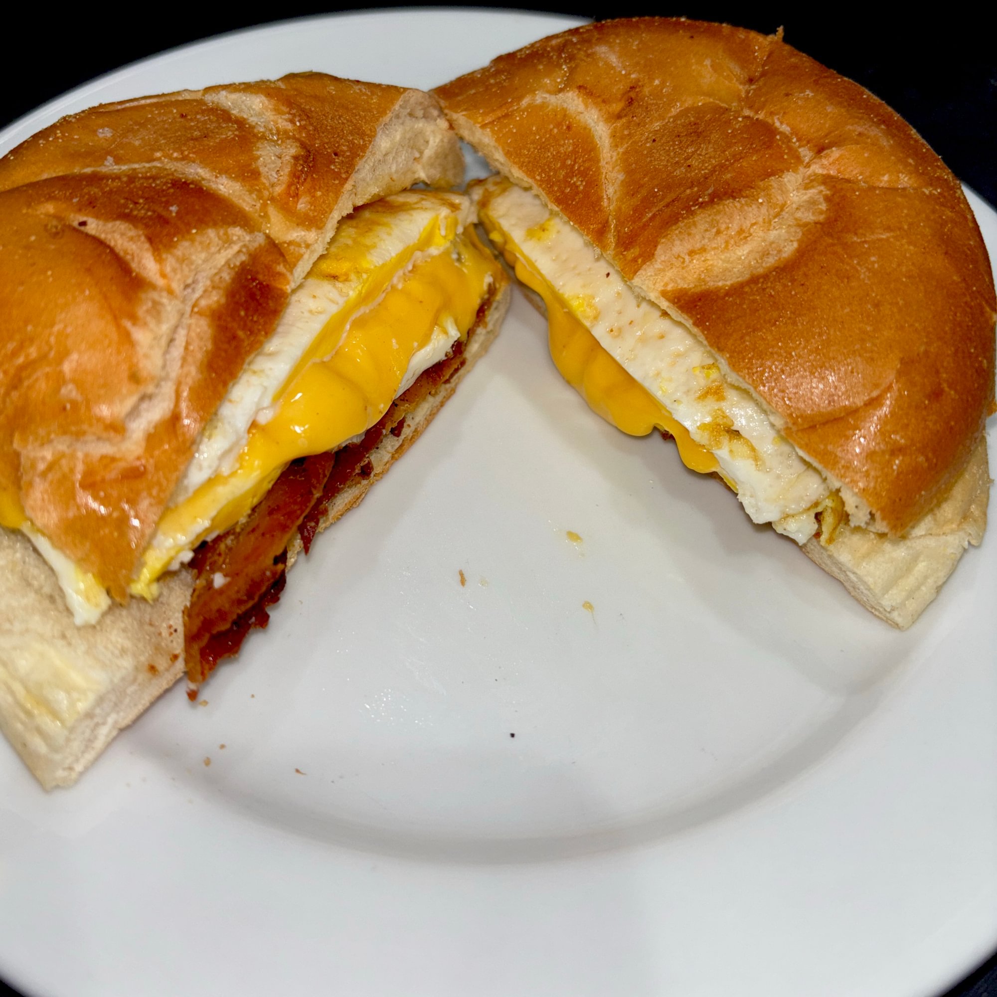2 Eggs on a Roll