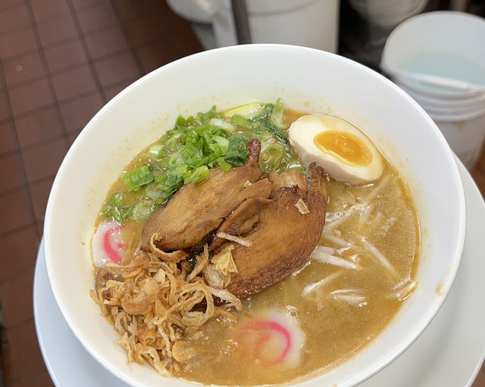 Chicken ramen (creamy broth)