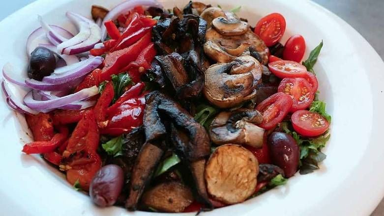.Grilled Portabello Salad