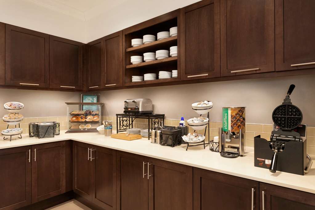 Homewood Suites by Hilton Frederick Image