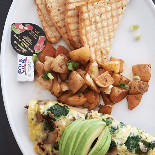 Goat Cheese and Spinach Omelette