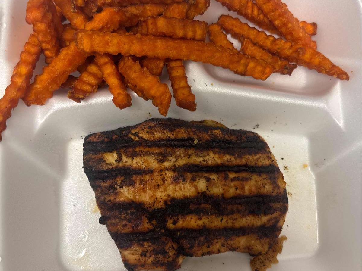 Grilled Chicken Dinner