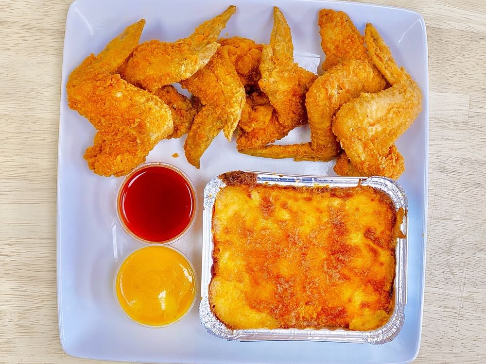 20 Wings & 4 Sides