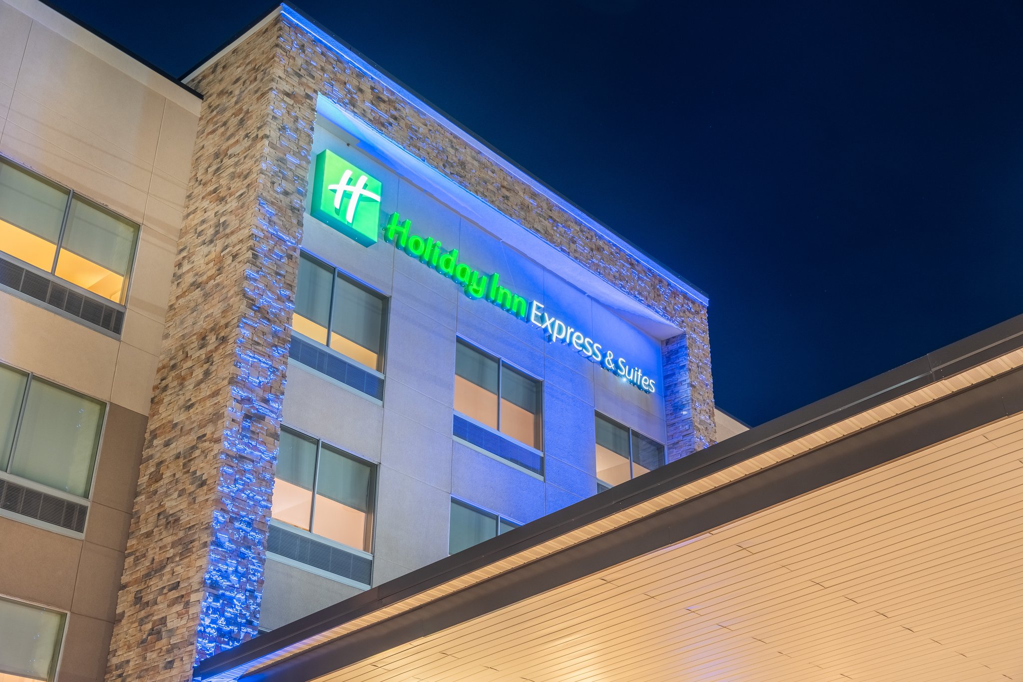 Holiday Inn Express & Suites Nashville North - Springfield by IHG Image