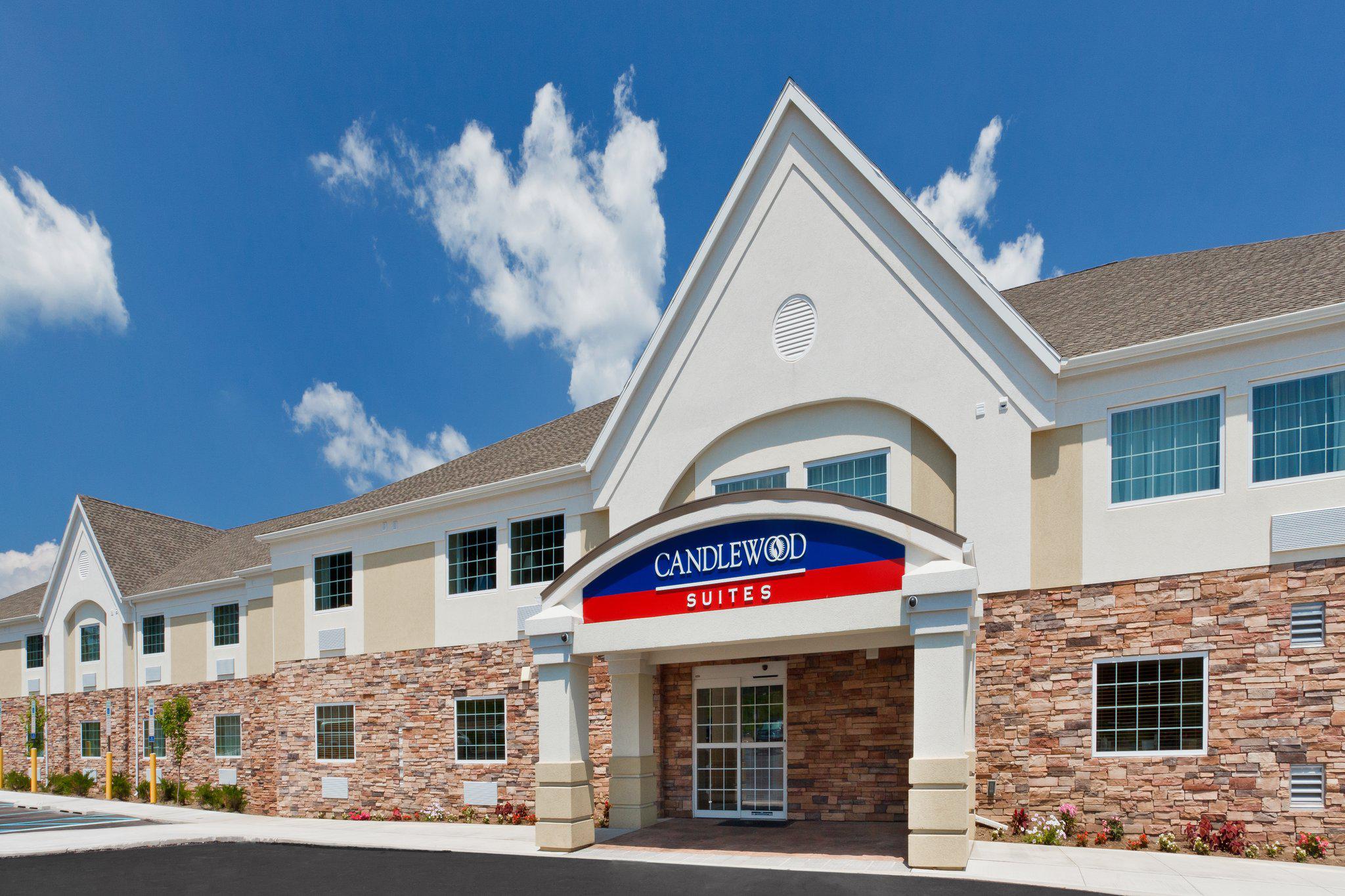 Candlewood Suites Hazleton Photo