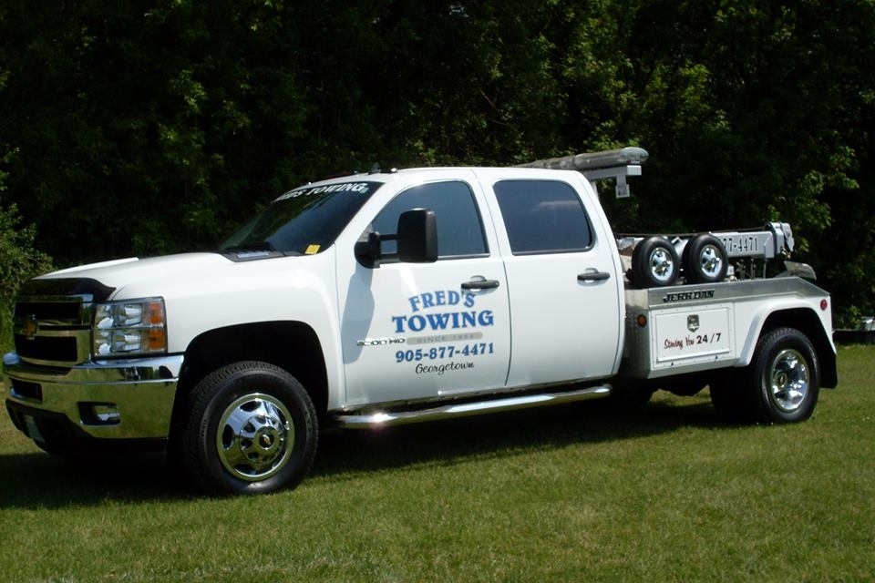 Images Fred's Towing