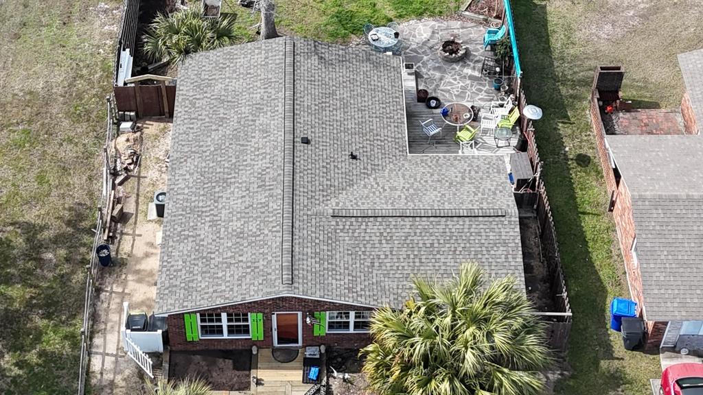 Willis Roofing Image