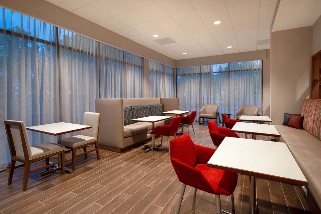 Hampton Inn & Suites Sunnyvale Silicon Valley Image