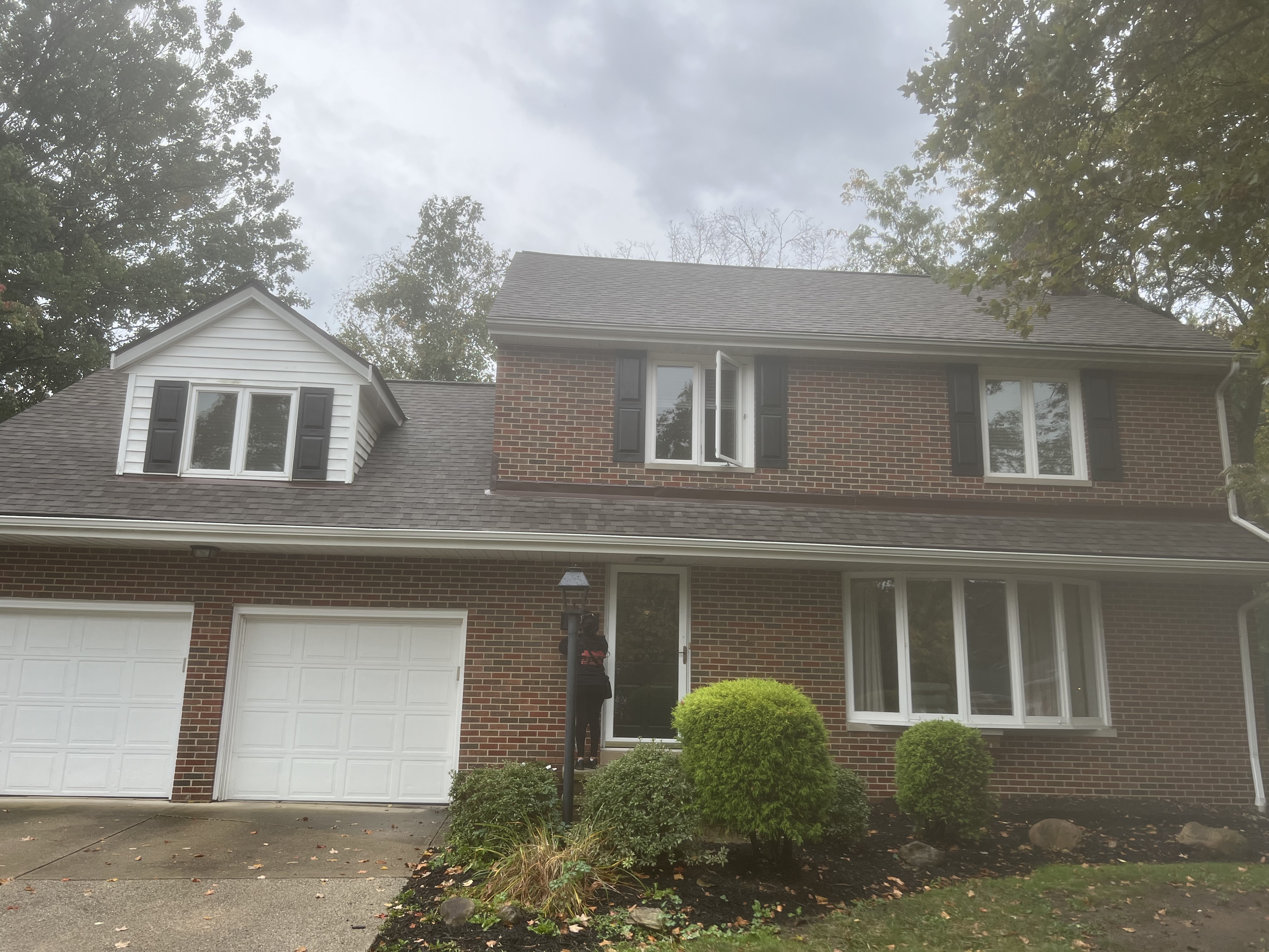 Razo Brothers Roofing LLC Image