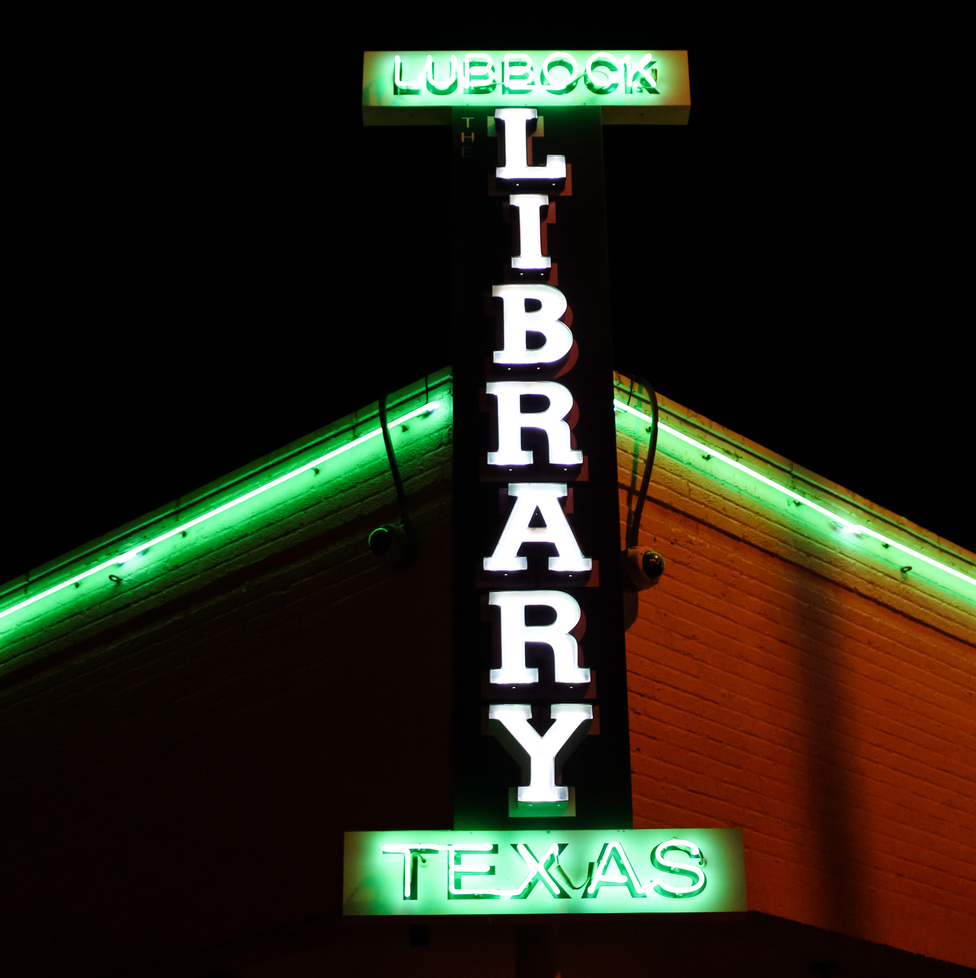 The Library Bar Lubbock Photo