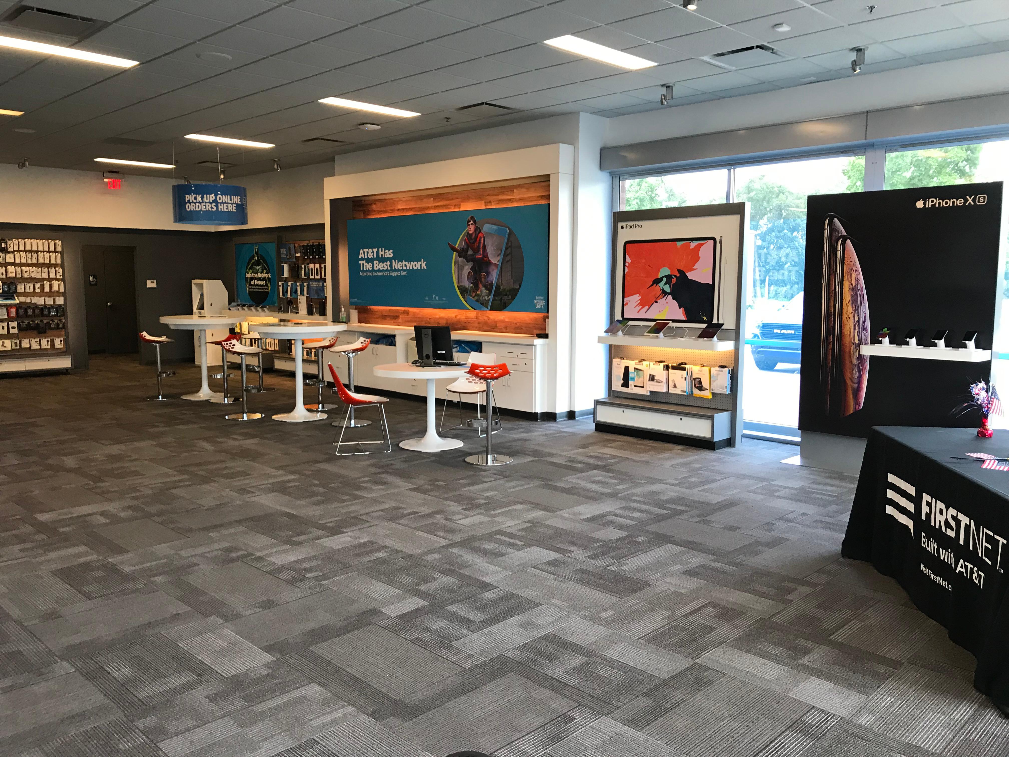 AT&T Store Photo