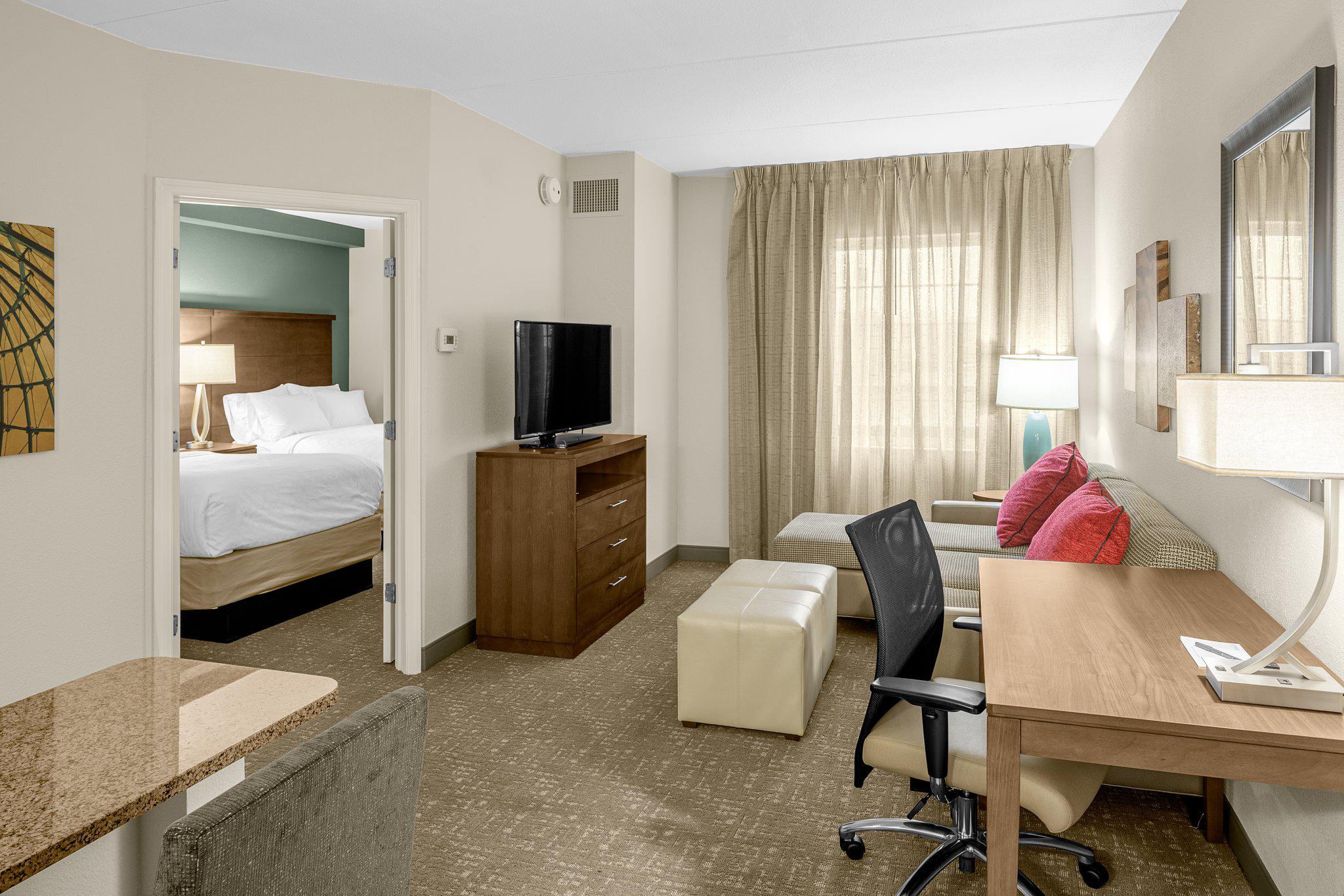 Staybridge Suites Chattanooga-Hamilton Place Photo