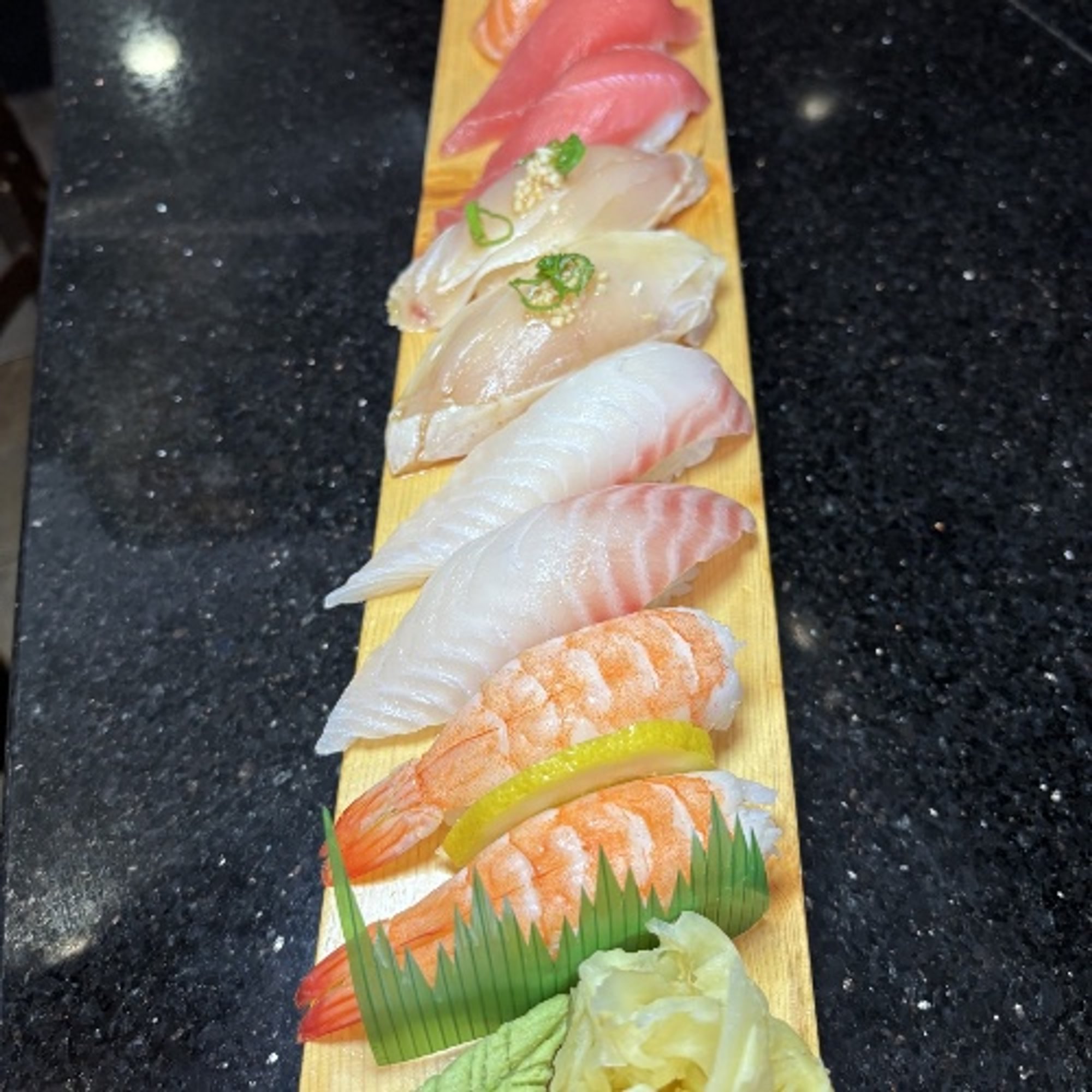 Nigiri Sushi (8pc)