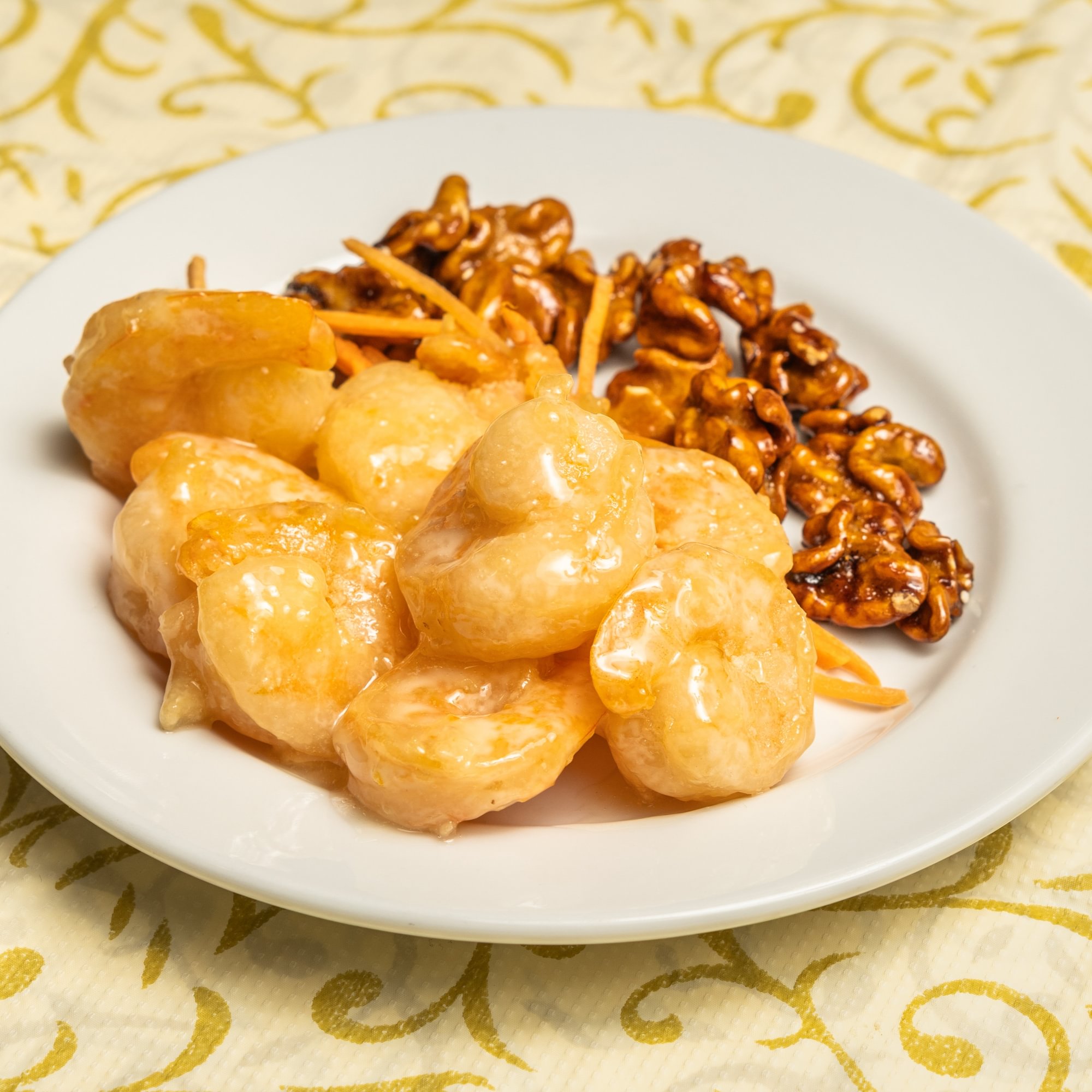 合桃蝦卷 Fried Prawns with Walnuts